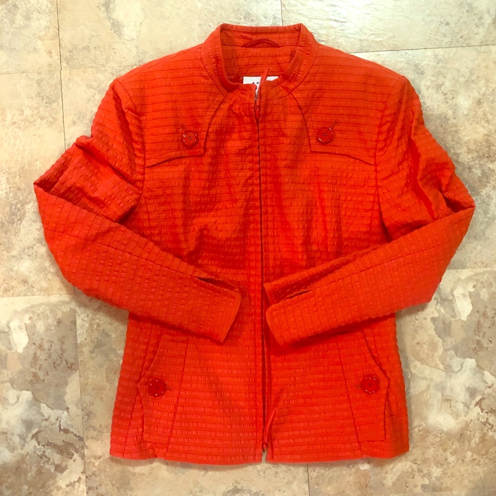 Like NEW Bergdorf Goodman Blazer